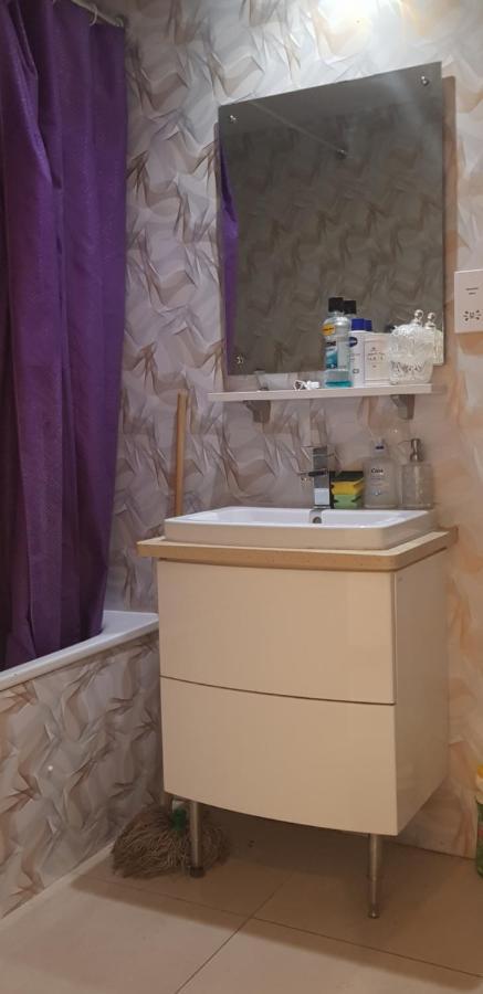 Jadwin Beautiful Share Toilet 2 People Luxuszelt London